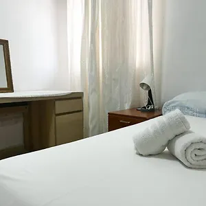  Homestay Individual En La Victoria Spain